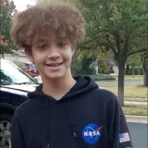 Meet your Posher, Tyler